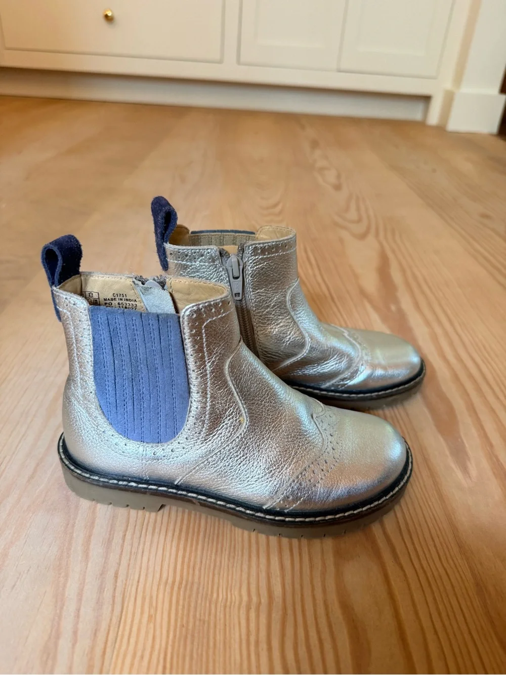 Boden Kids Metallic Silver Chelsea Boots with Navy Pull Tabs